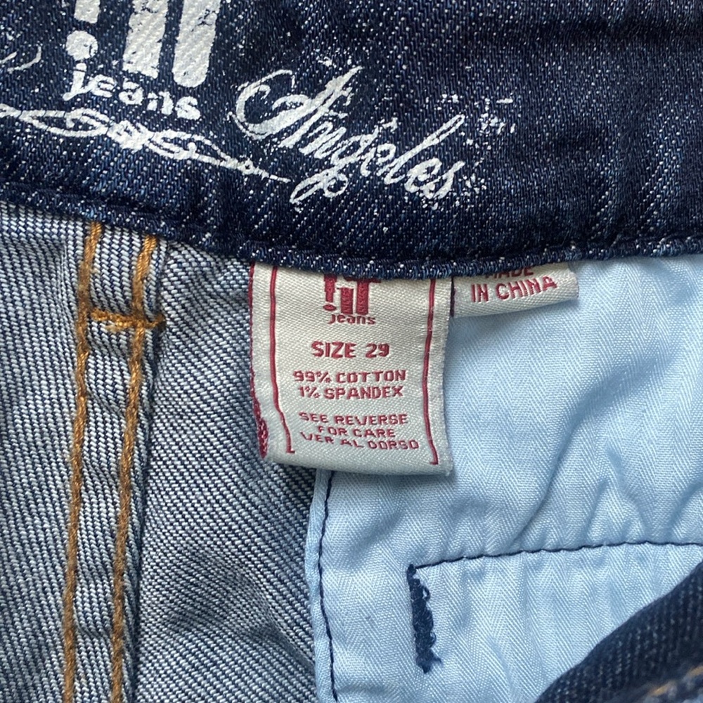 Shorts - Picture 3 of 6
